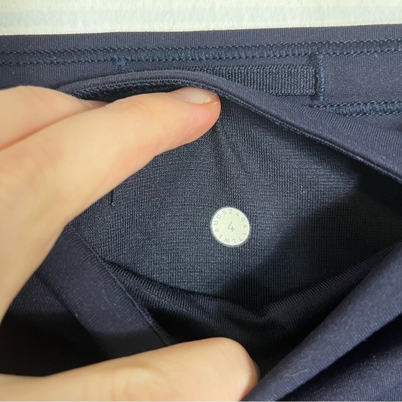 Lululemon Train Times 7/8 Pant 25" Midnight Navy Leggings - Picture 10 of 10